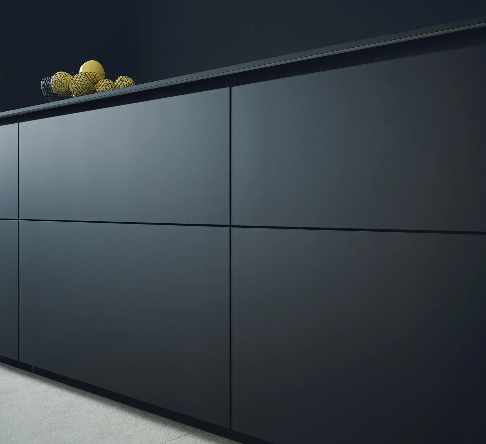 Schwarze next125 Singleline Front. 