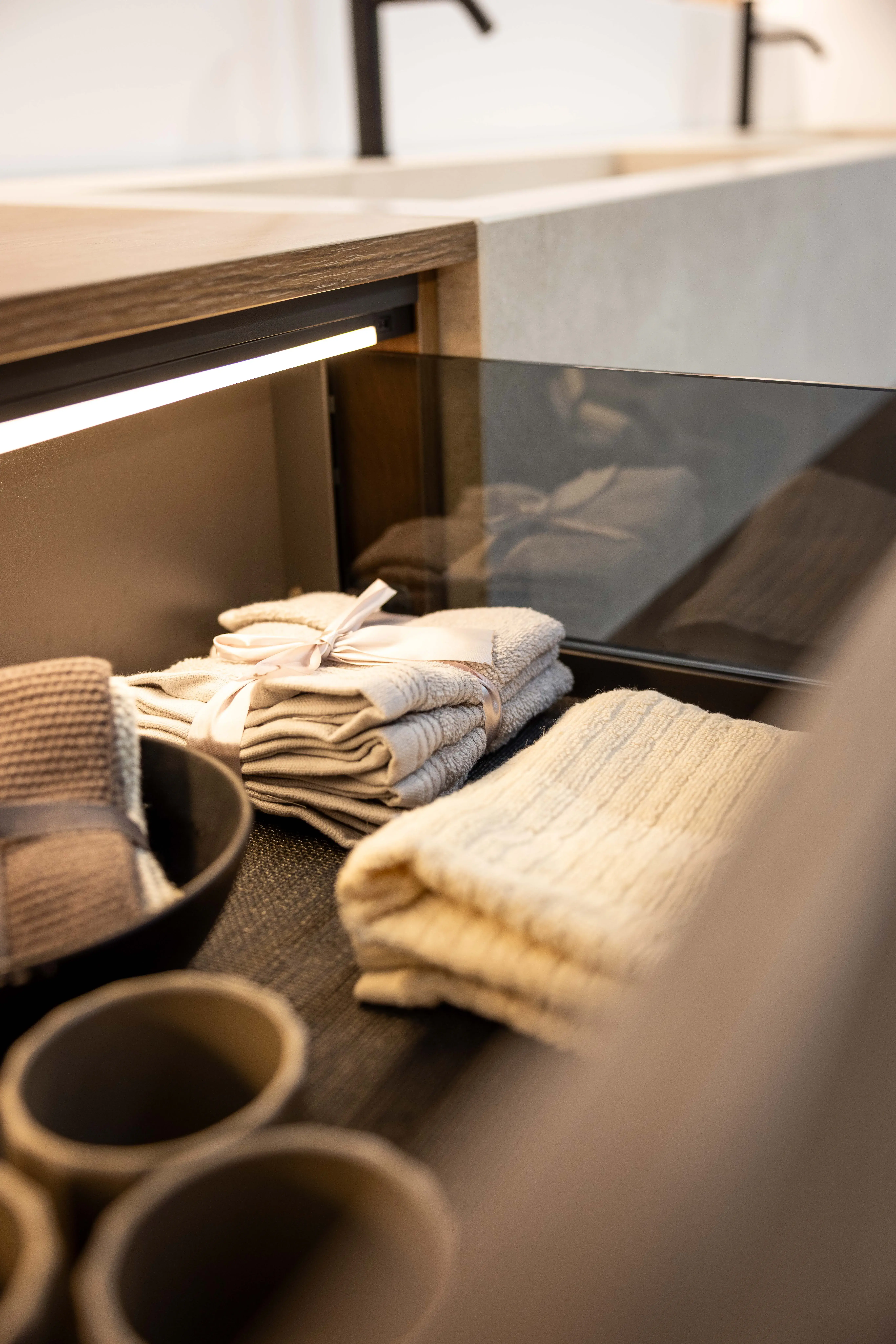 Rotpunkt, grifflos, Badezimmer, Ceramic, Glas, Spiegel